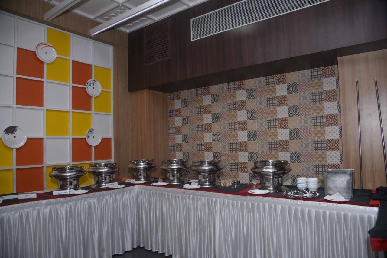 Nimantran Otel Navi Mumbai Dış mekan fotoğraf
