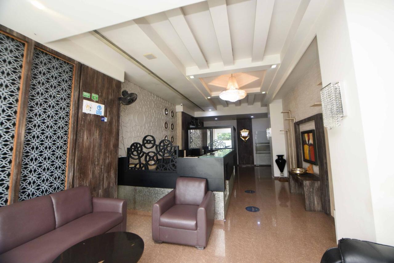 Nimantran Otel Navi Mumbai Dış mekan fotoğraf