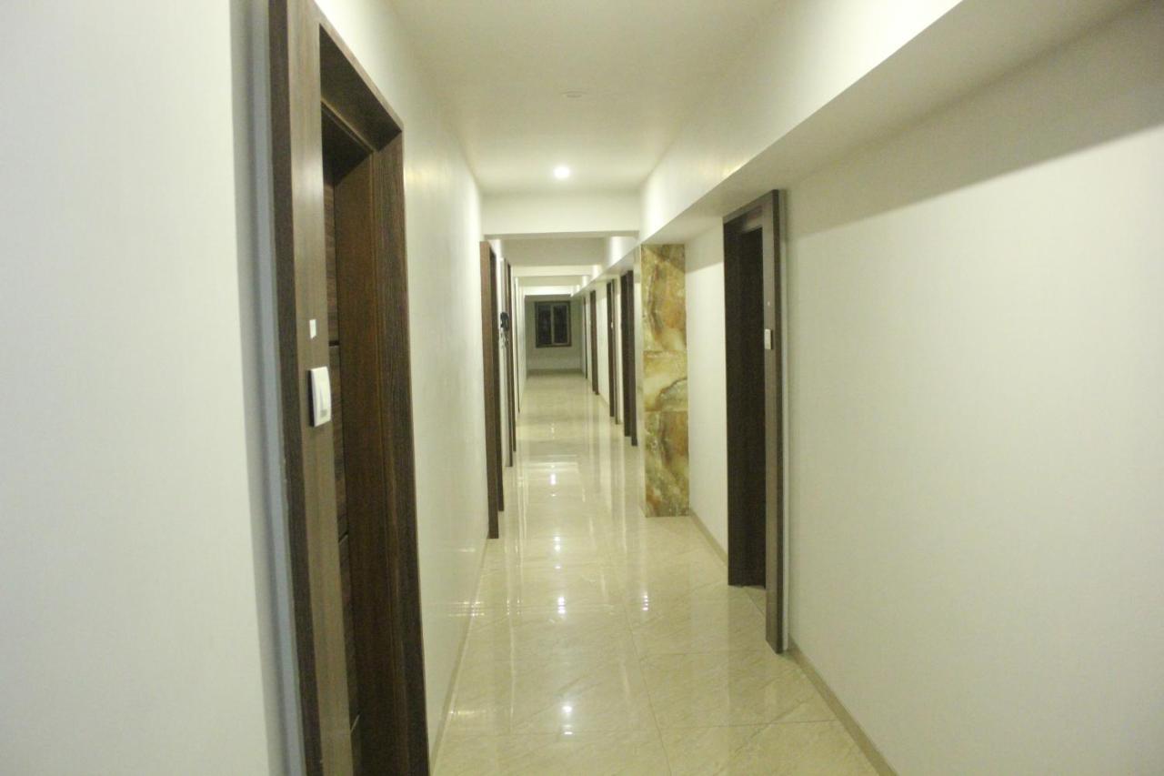 Nimantran Otel Navi Mumbai Dış mekan fotoğraf